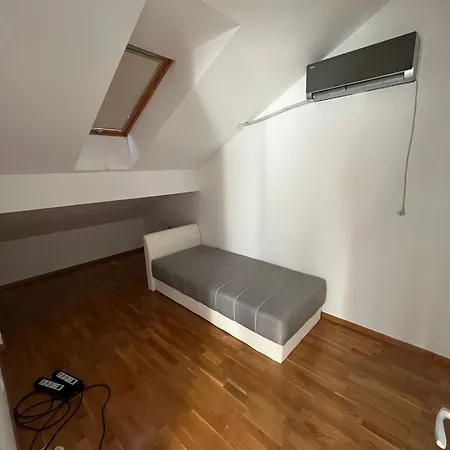 Apartman Urban Nest Detelinara Free Public Parking